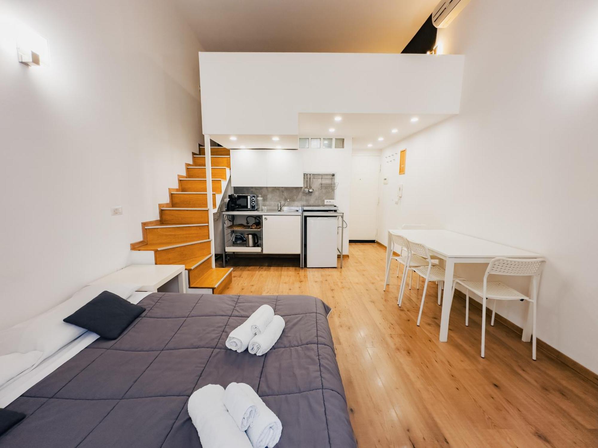 Ale & Tizy House Bed & Breakfast เนเปิลส์ ภายนอก รูปภาพ